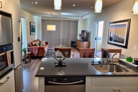 Furnished Apartment for Short Stay at Lincoln Blvd, Venice Beach