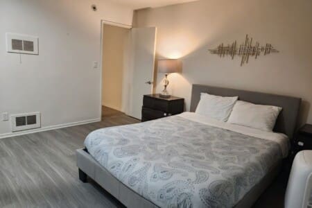 Pet-friendly rentals near Santa Monica Pier