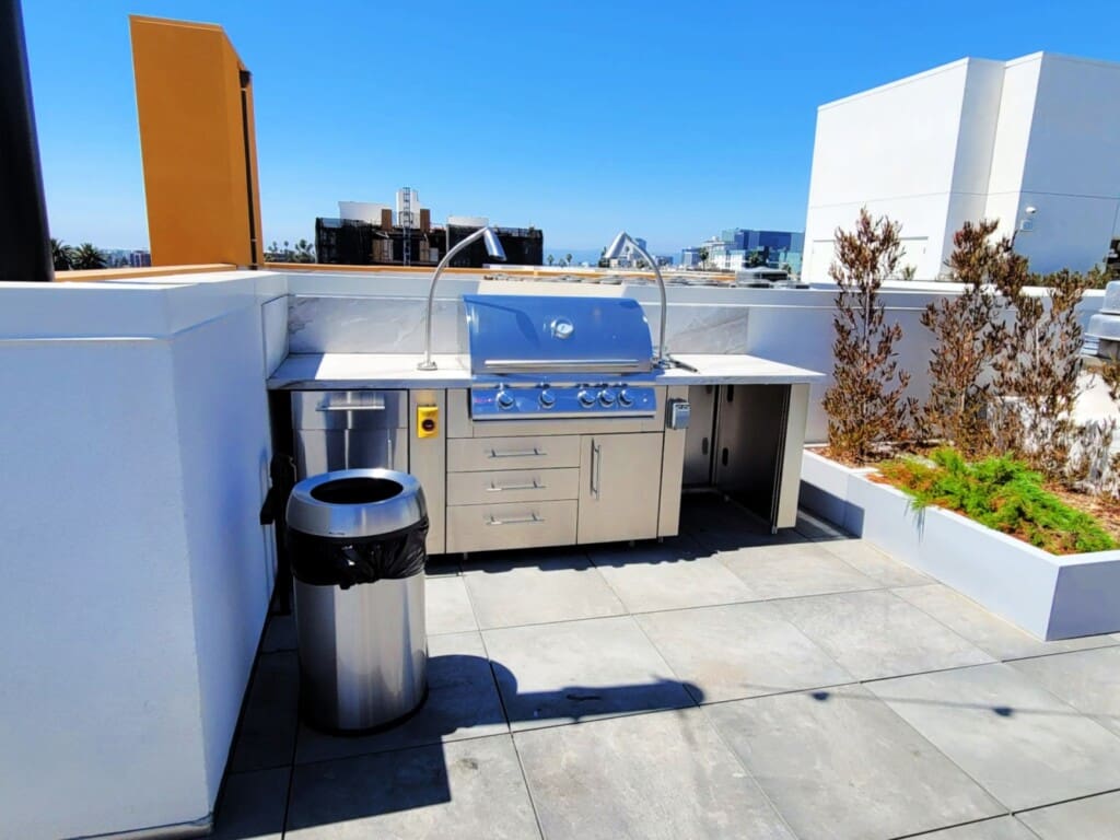 Furnished villas near Koreatown