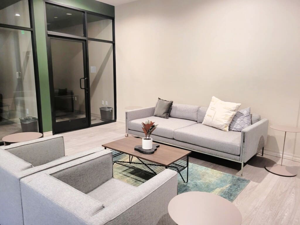 Furnished villas near Koreatown