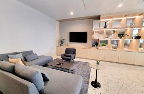 Furnished villas near Koreatown